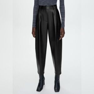 Aritzia Wilfred Faux Leather Carrot Pants – Women’s 14, Black